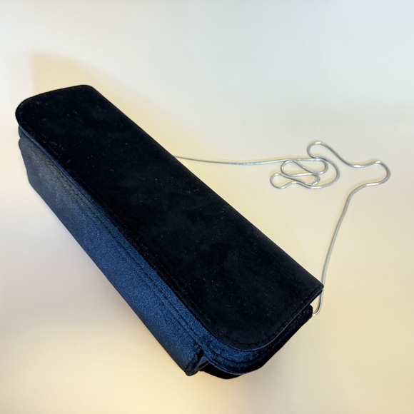 Black Velvet Slim Shoulder Bag | Y2K 90s Minimalist Clutch | Silver Chain Strap - Picture 4 of 5